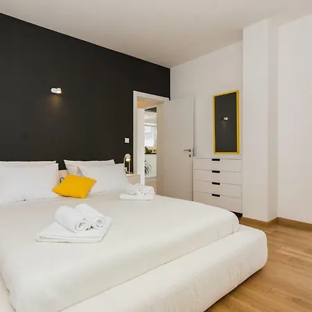 The Linden Apartman